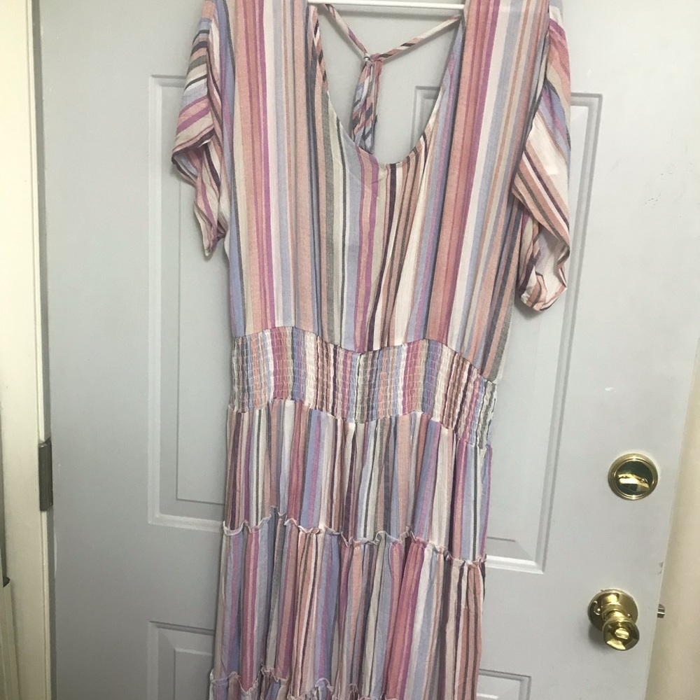 Tie back multi colored dress